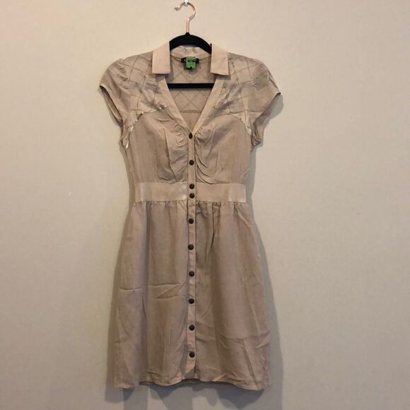 Bebe Women’s Tan/Beige Short Dress Size Small - Picture 1 of 4